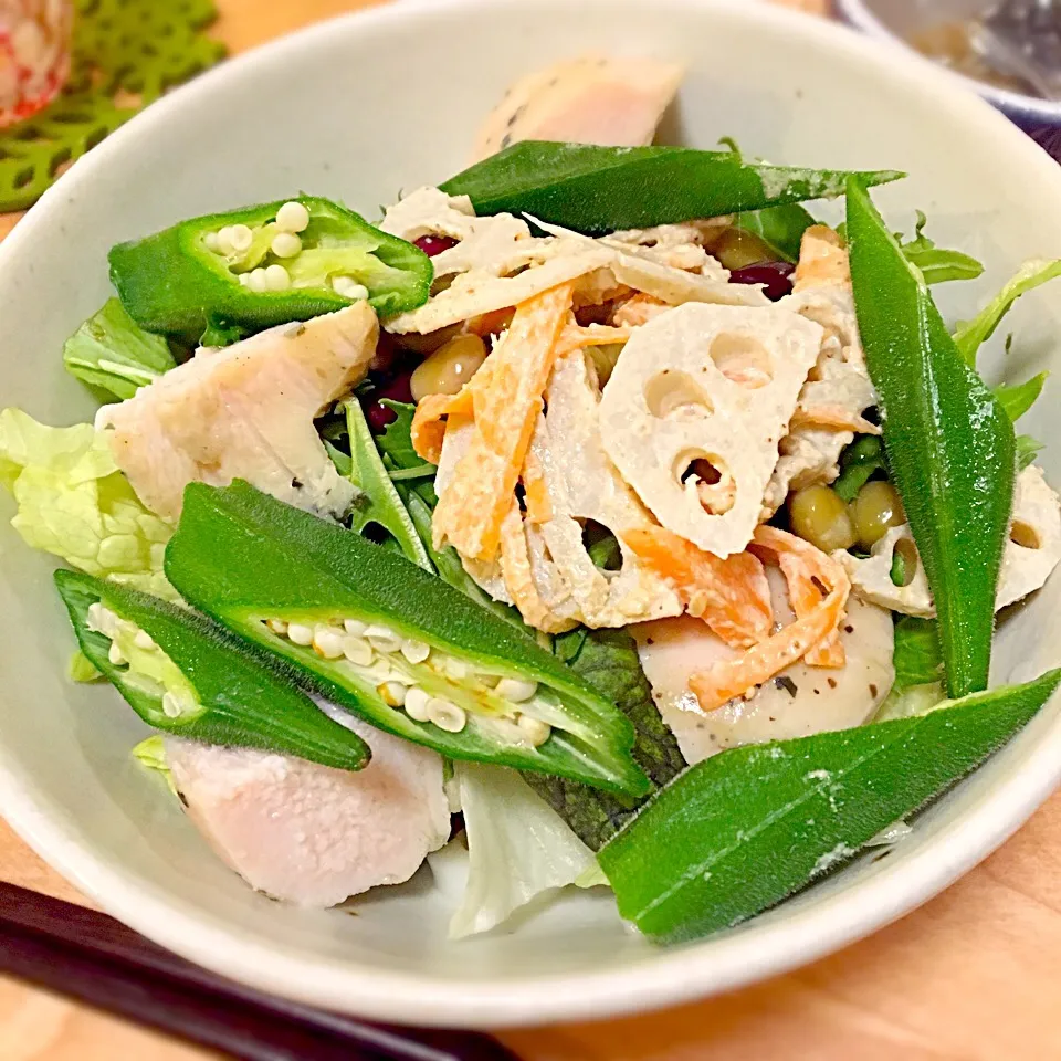 野菜たっぷりサラダうどん🥗|じゅんこさん