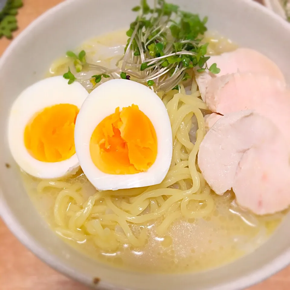 鶏白湯ラーメン🍜|じゅんこさん