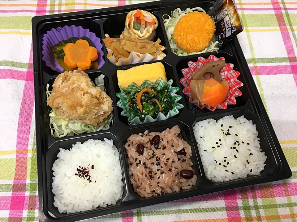 Snapdishの料理写真:保育園卒園式お祝い弁当 幸田町宅配|Naokazu Kuritaさん