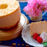 Snapdishの料理写真:桜あんのシフォンケーキ