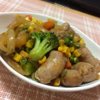 ゴロゴロリングイッサ炒め❓💛笑
Linguiça com legumes!!❤︎
#fina_caipira
#delicia|Laiza Guedes de Araujoさん