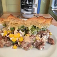 Puff pastry crust added on top! Bon apetit!|jeannette simmons jrさん