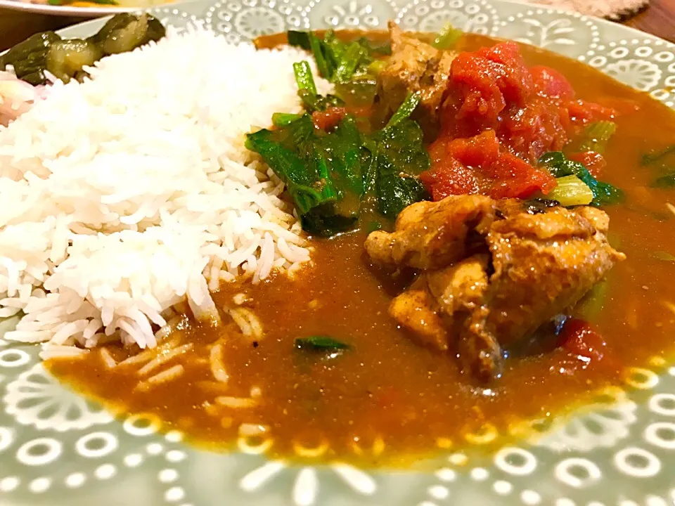 チキンとトマトとほうれん草のカリー🐔🍅🥒、盛り付け編|おかっぴーさん