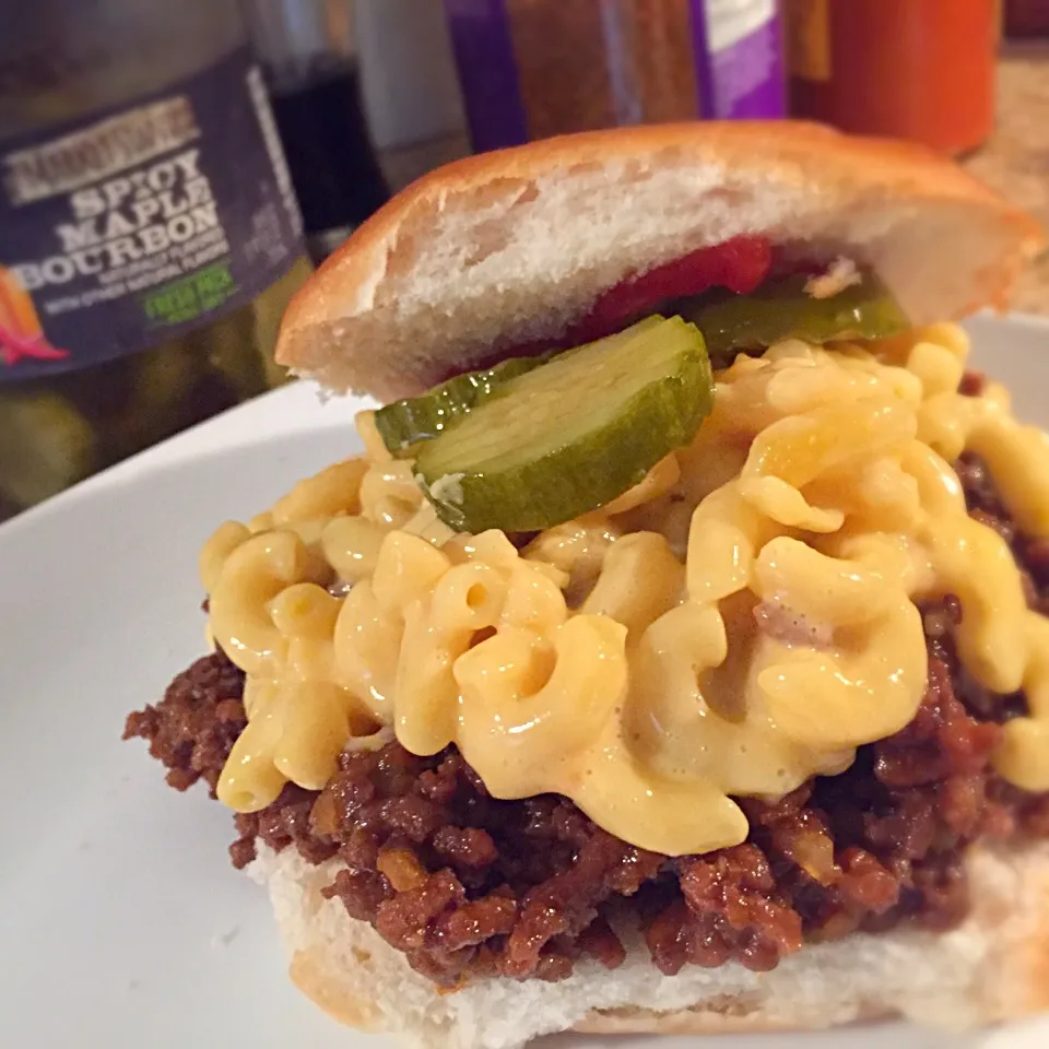 Snapdishの料理写真:Sloppy mac and cheesy joes! Topped with some spicy maple bourbon pickles|TJ McAfoosさん