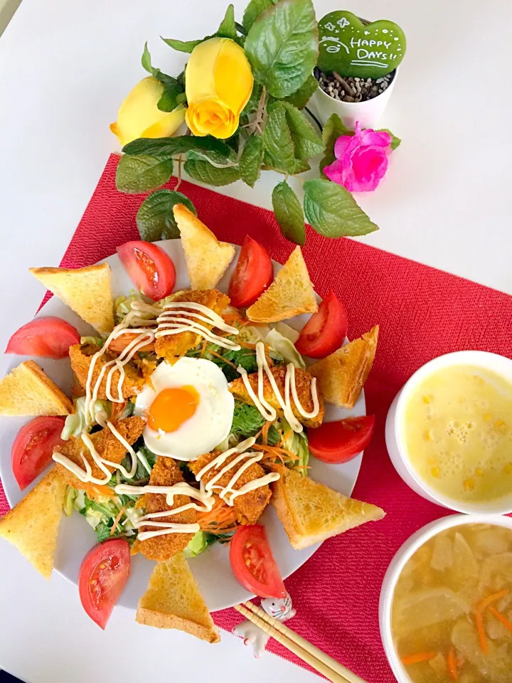 幸せ朝ごはん出来たよ〜〜(´∀｀)
はみちゃんの気まぐれサラダ🥗❤🤗
パン🍞でサラダ🥗
かぼちゃコロッケ🎃レンジで目玉焼き
大盛りになっちゃいました笑笑、
今日も元気玉注入しましたよ〜💪💖
今日もよろしくね〜🤗🎵💓|はみちゃんさん