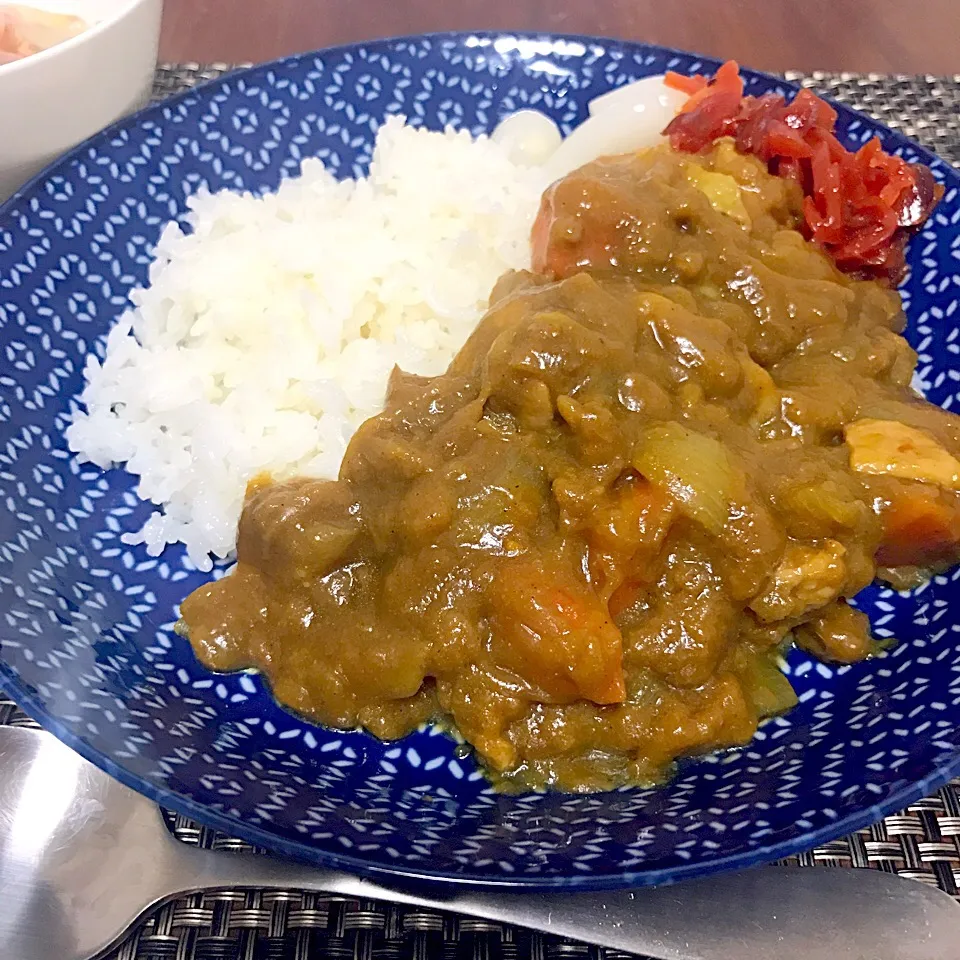 チキンカレー
#晩ごはん #単身赴任飯|Koichi GOGOさん