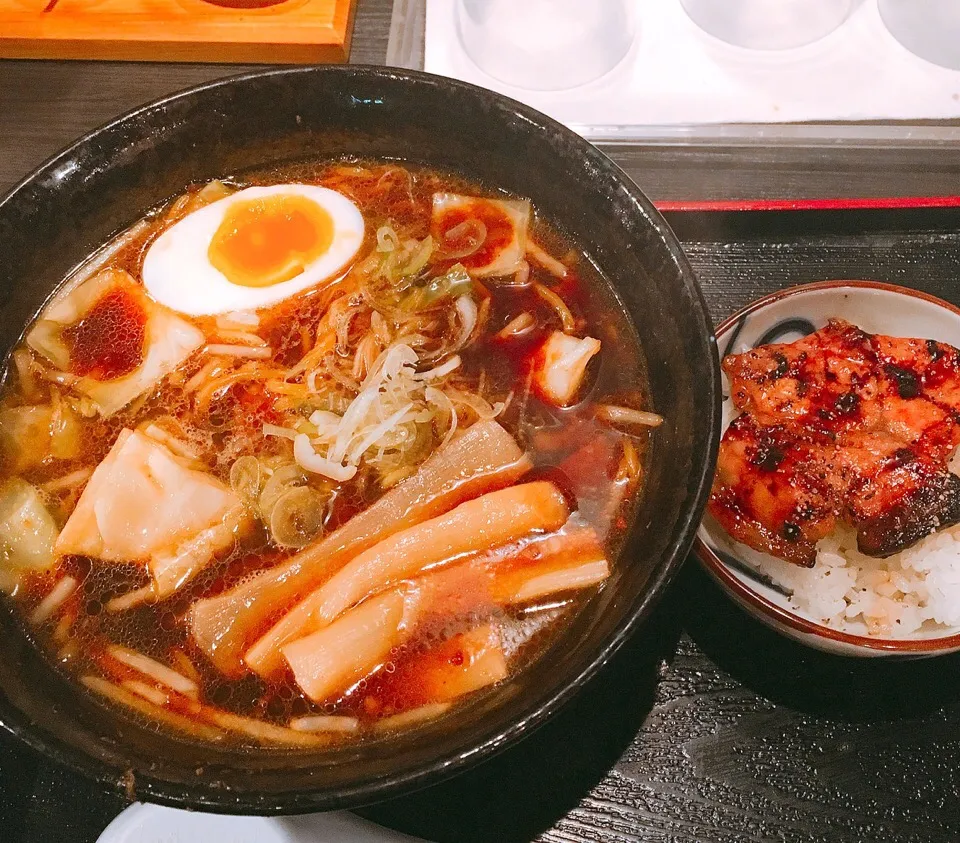 旭川醤油ラーメン🍜😋|しろこ🐾໊さん