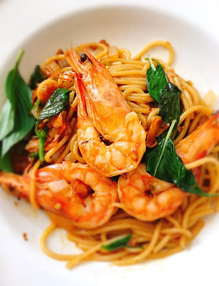 Spaghetti yellow chilli sauce with shrimp|Madam Chuoさん