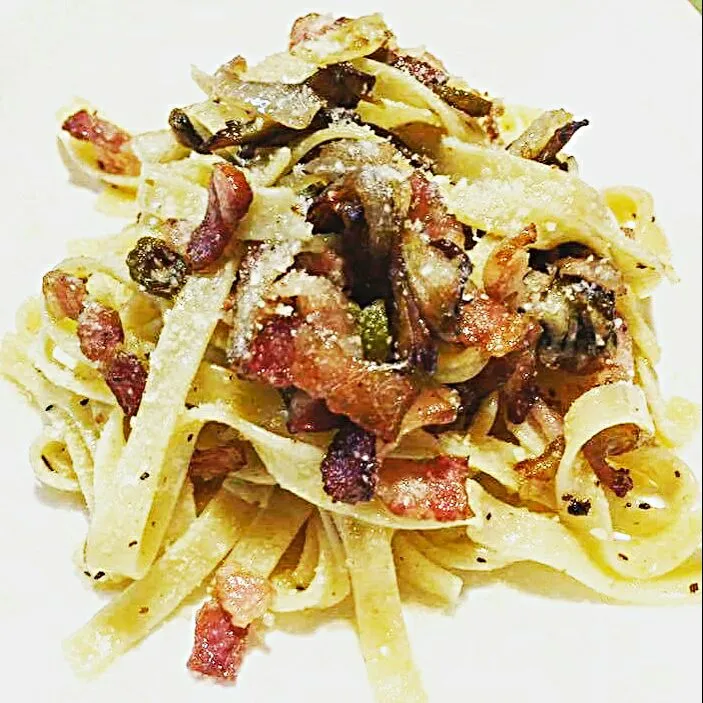 Fetticine Pasta (Gluten Free) With Maple Bacon & Eringi  Mushrooms|Emanuel Hayashiさん