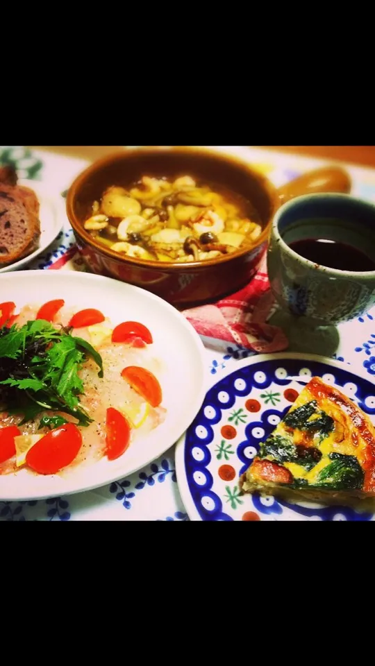 アヒージョ🍄カプレーゼ🍅キッシュ🍳|cororinpicさん