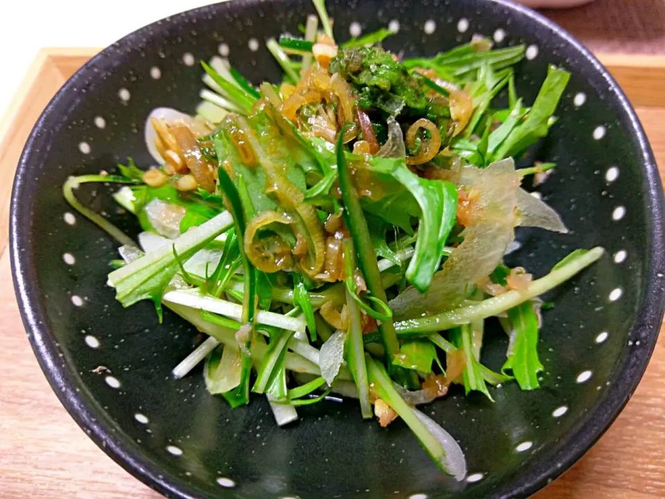 水菜と新玉ねぎの梅ポン酢醤油|vege食堂さん