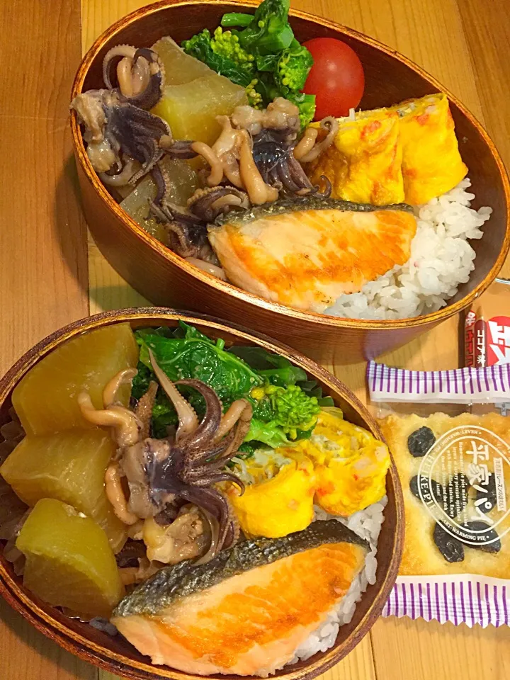 ふたり弁当

ごはん
卵焼き(かに じゃこ入り)
菜の花の胡麻和え
塩鮭
大根といかの煮物
ミニトマト|ひななぎさん