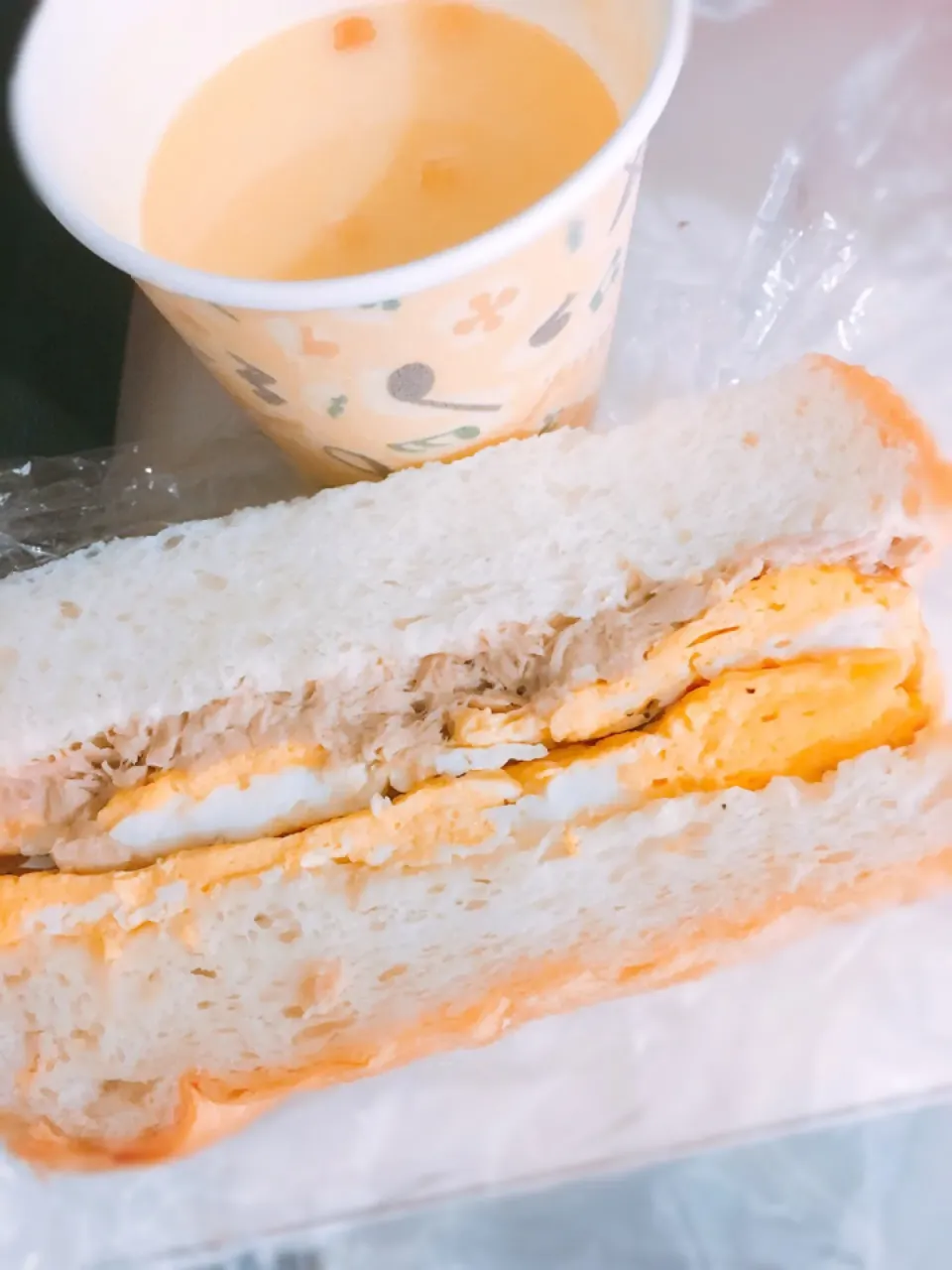 ツナ卵サンド🍞😋|しろこ🐾໊さん