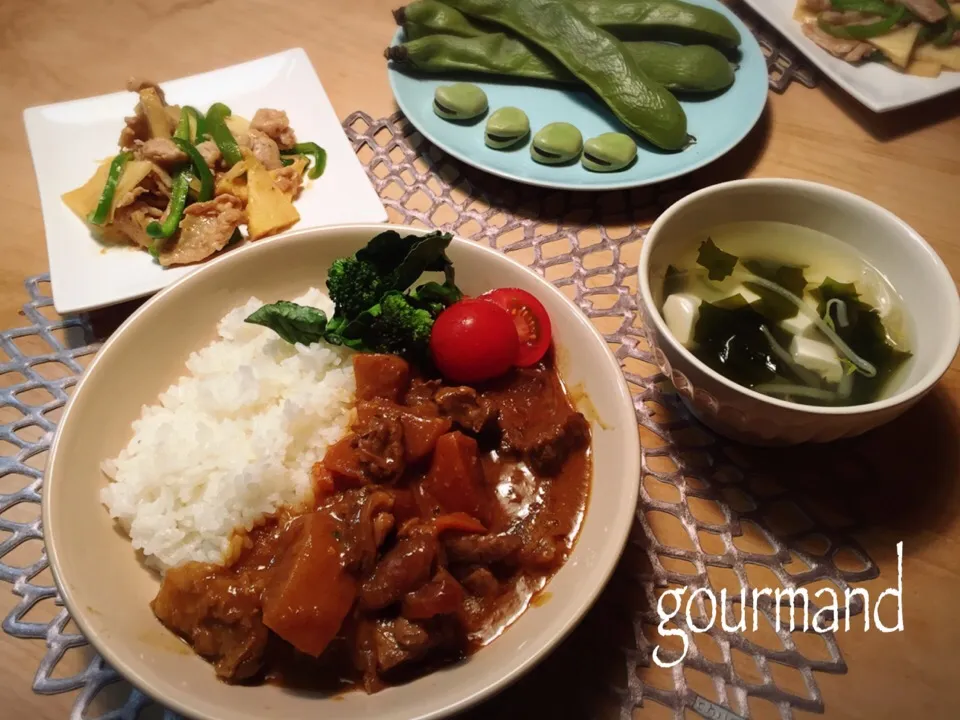 牛すじのどて焼き リメイクカレー🍛
青椒肉絲  などの夜ごはん♪|プーティさん