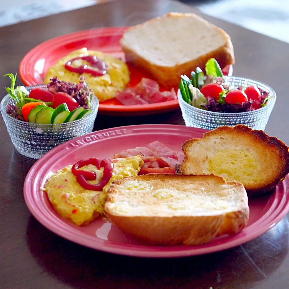 ♪朝ごはん♪
〜旦那様の作品〜|ぼるぴぃ〜さん