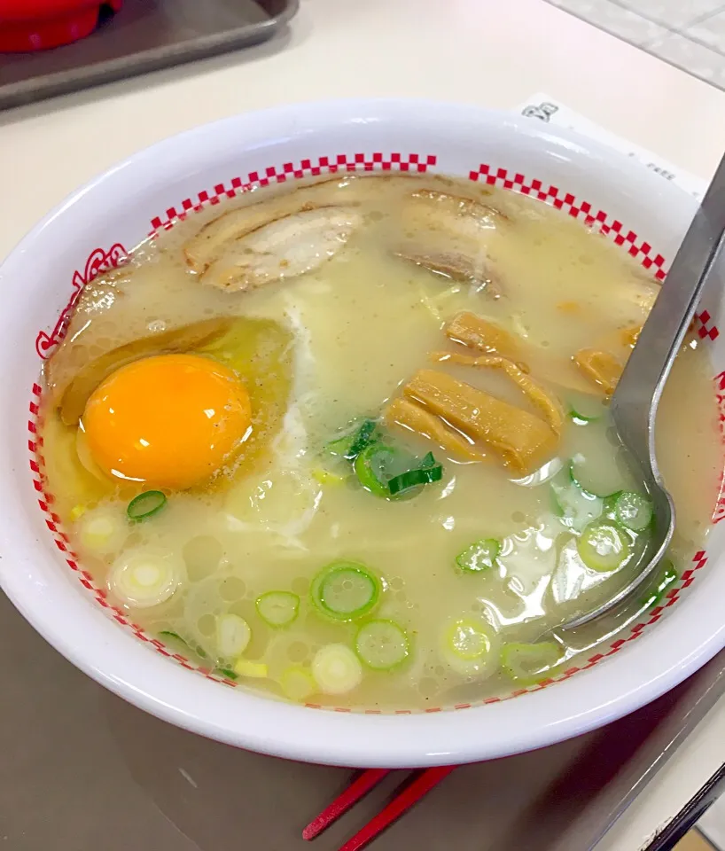 Snapdishの料理写真:寿がきや プレミアムラーメン🍜|ゆかりさん