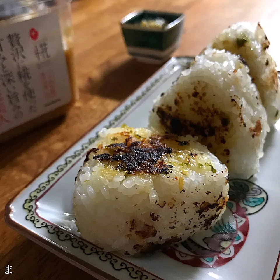 蕗味噌の焼きおにぎり|まる(丸大豆)さん