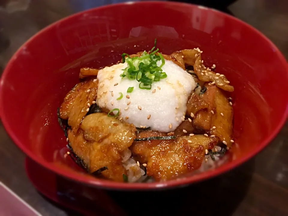 豚カバ丼 とろろトッピング|古山さん