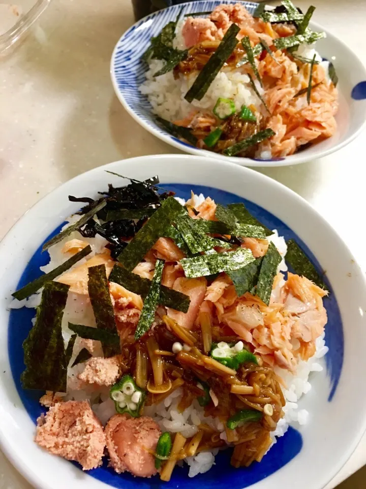 ちょっと贅沢⁈鮭のハラス&タラコののっけ丼飯
これぞまさにおにぎらず！|大久保 掬恵さん