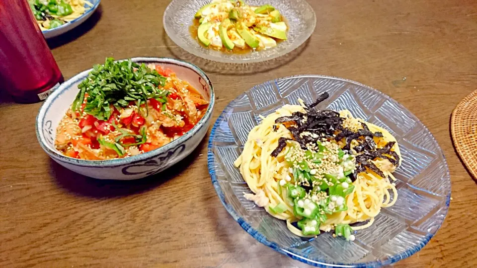 鮭とトマトのマリネ、オクラと明太子とろろの冷製パスタ、アボカド料理|✿えれ✿さん