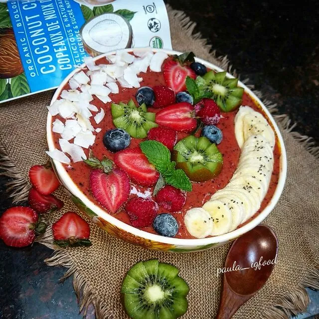 Berry Smoothie bowl|paulaさん