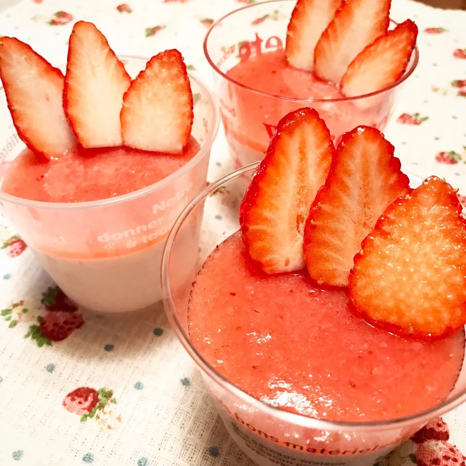 いちごのムース♡|まゆかさん