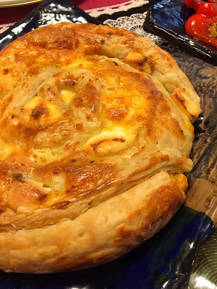 баница🇧🇬
Banitsa🇧🇬(Bulgarian Cheese Pie)|aястасияさん