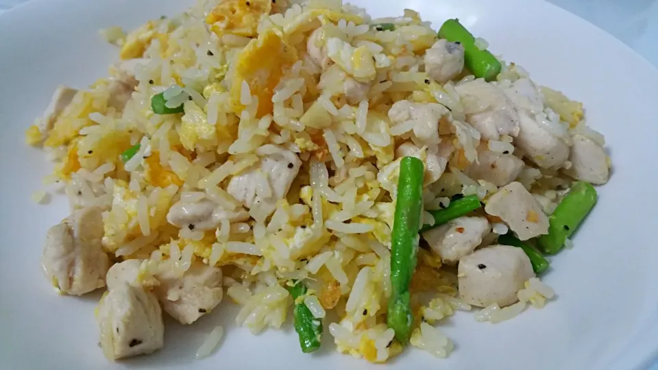 Olive oil fried rice with chicken breast asparagus eggs 😍|🌷lynnlicious🌷さん