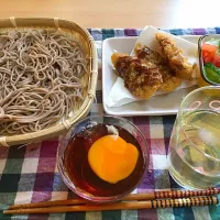 Snapdishの料理写真:ざるそば
アジフライ＆野菜サラダ
つけつゆ(卵入り)|みなと未来★さん