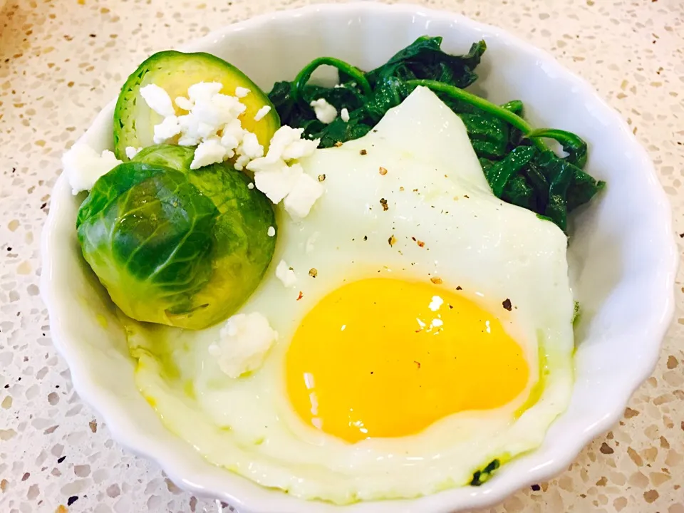 ほうれん草と目玉焼きのレモン汁がけ|Miyukiさん