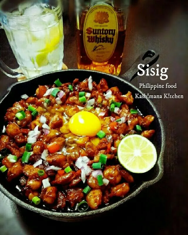 Snapdishの料理写真:フィリピンで食べたオツマミ、Sisig(シシッグ)が無性に食べたくなったので初挑戦(*•̀ᴗ•́*)و 

̑|Kashimanakitchenさん