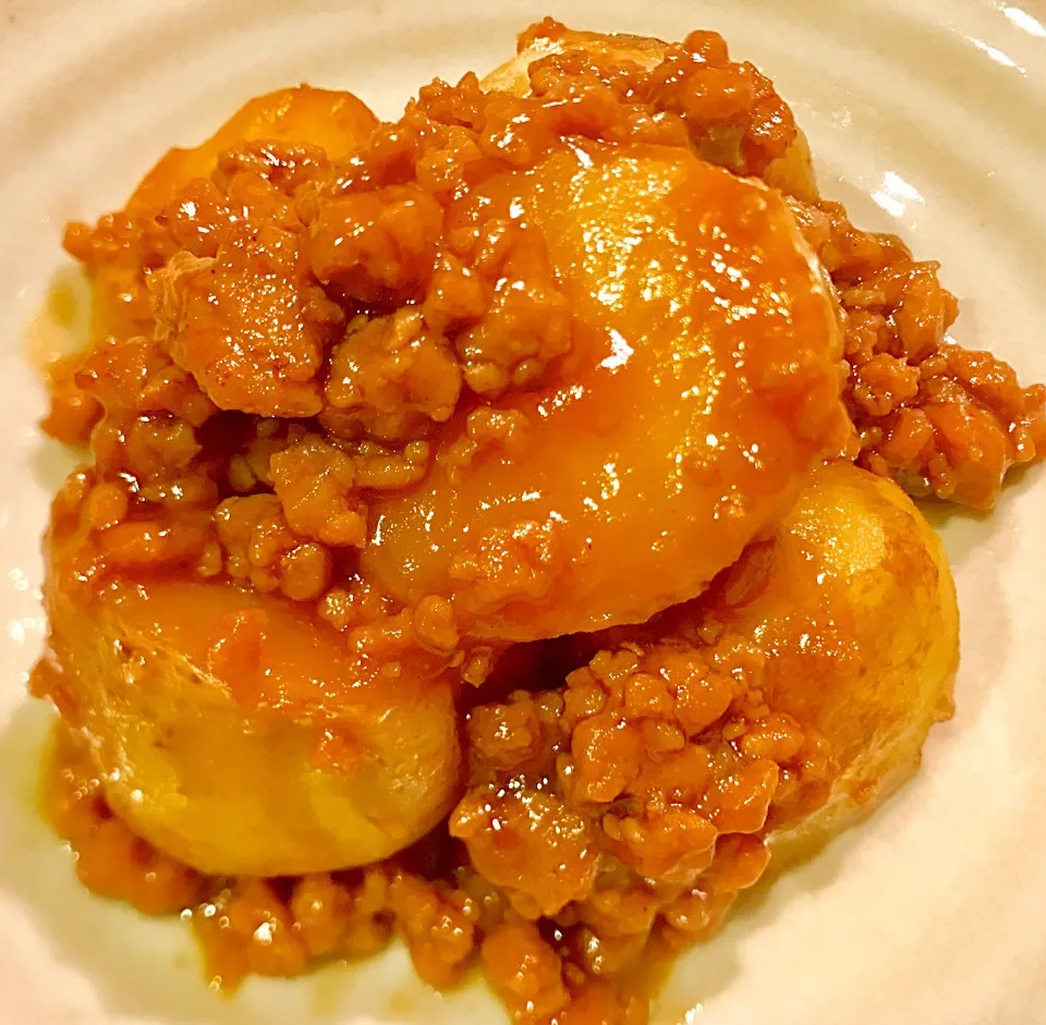 確実にご飯が進むくん🍚🍚🍚✨
新じゃがひき肉甘辛煮|みうのすけさん