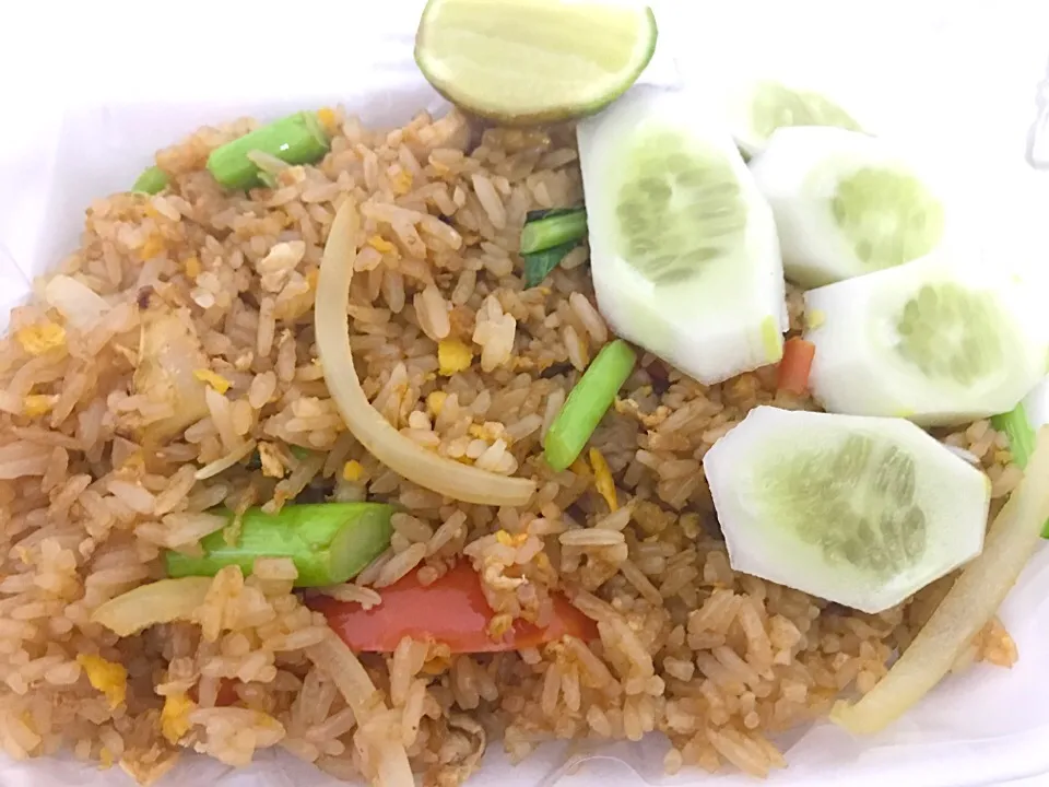 ข้าวผัดหมู|Wasiapha Maigate Na Krungtepさん