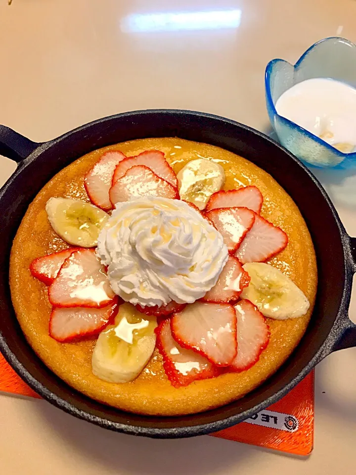 春休みだけの特権♪
スキレットパンケーキ🥞|なーちゃんさん