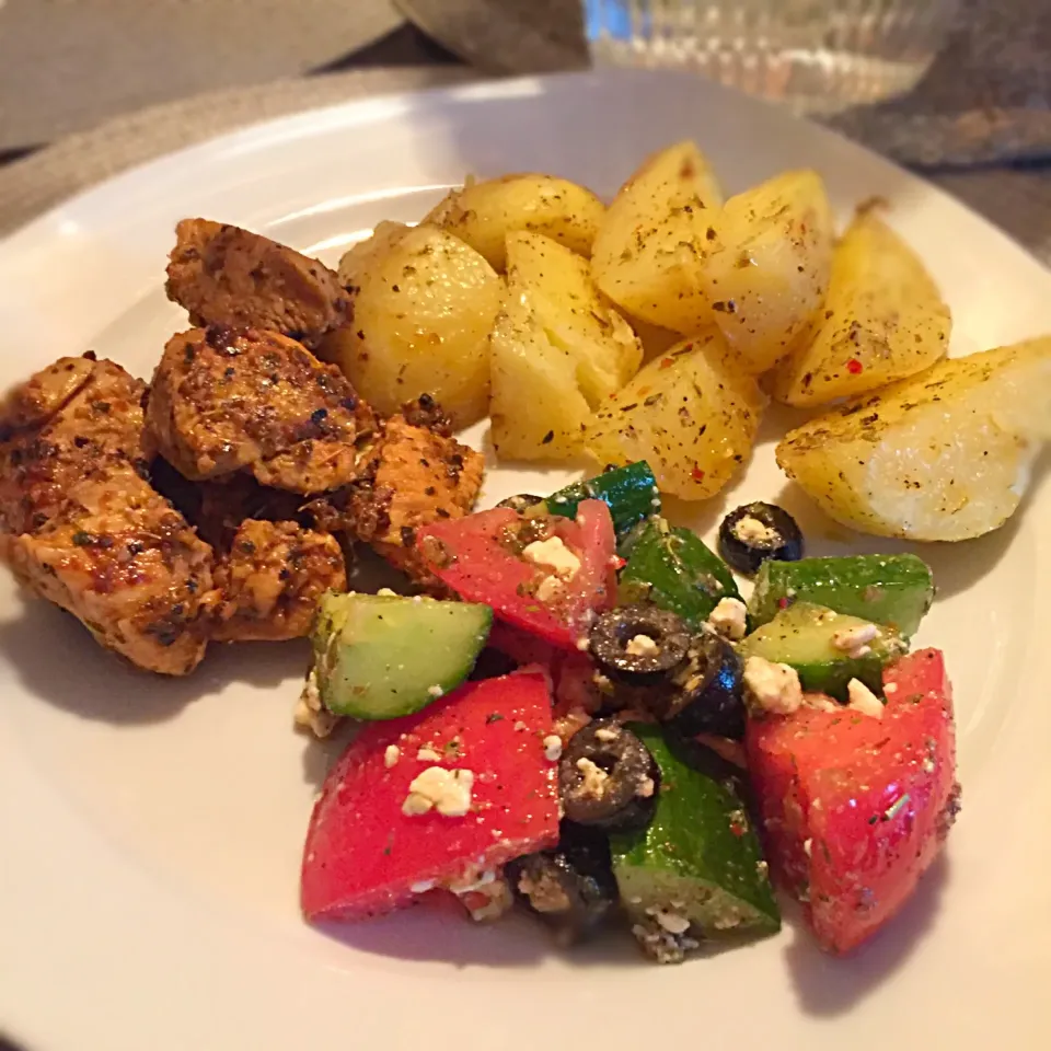 Homemade Greek Dinner|T.E.Dennisさん