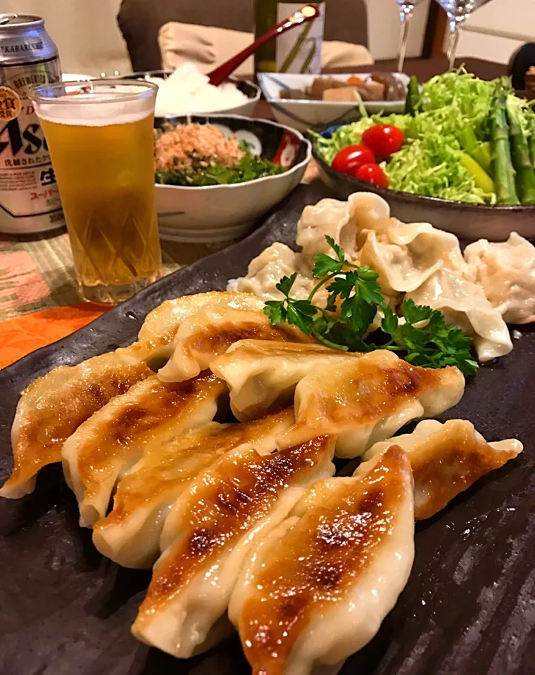 北海道物産展で買った 行者にんにく餃子と海老餃子♡(´◡`๑)|ちぃちゃんさん