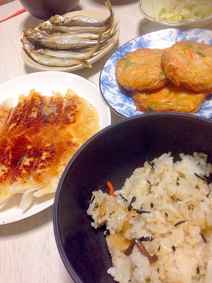 チーズ餃子。たけのこご飯。ししゃも。野菜はんぺん|あやにん食堂さん