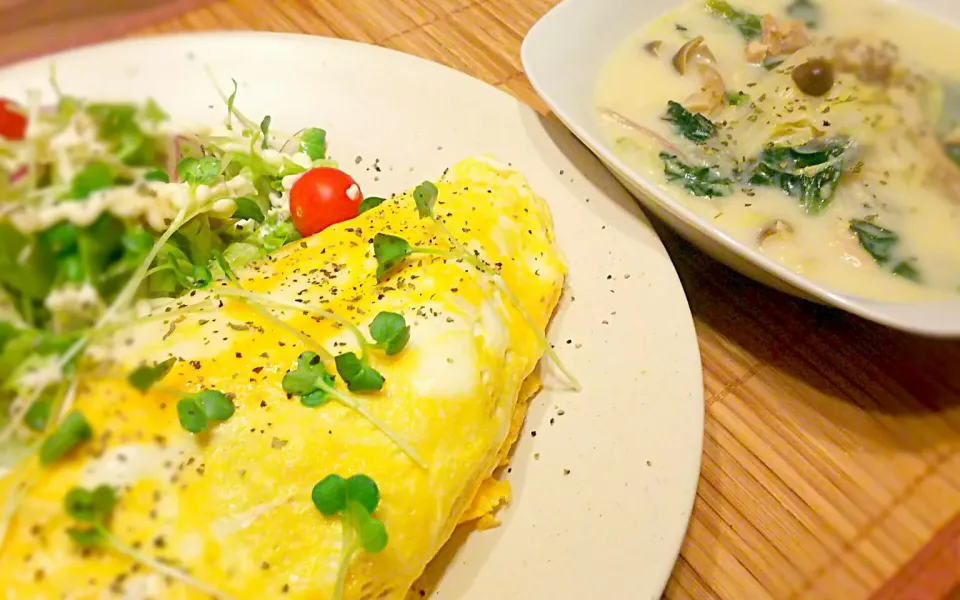 炊き込みご飯でｵﾑﾗｲｽ～
の晩ごはん✨|kaz(*･ω･)さん