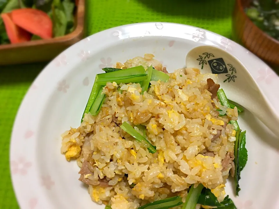 豚バラ青菜にんにく炒飯|こぐまさん