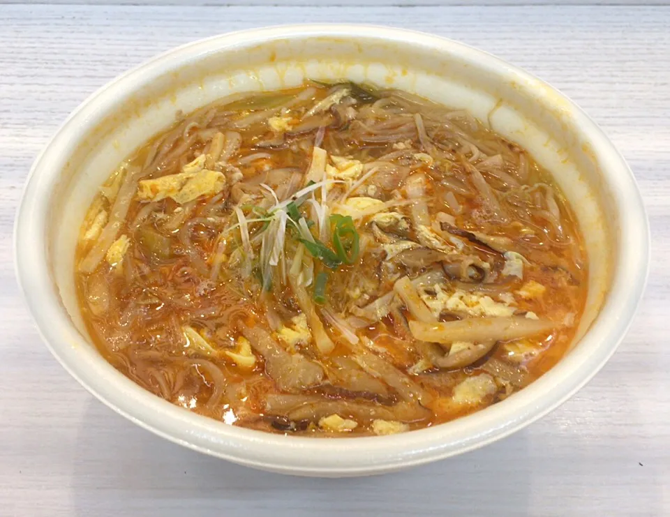 スープが決め手！ 酸辣湯麺を頂きました。|momongatomoさん