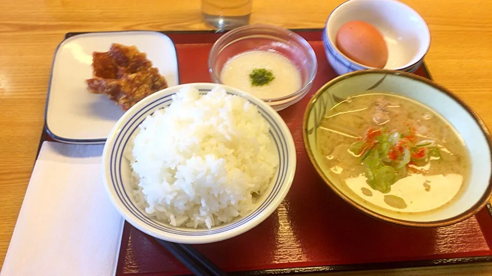 とろろ玉子豚汁定食|ケンケンさん