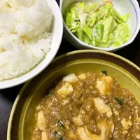 #麻婆豆腐 #キャベツとカニカマサラダ|やくもさん