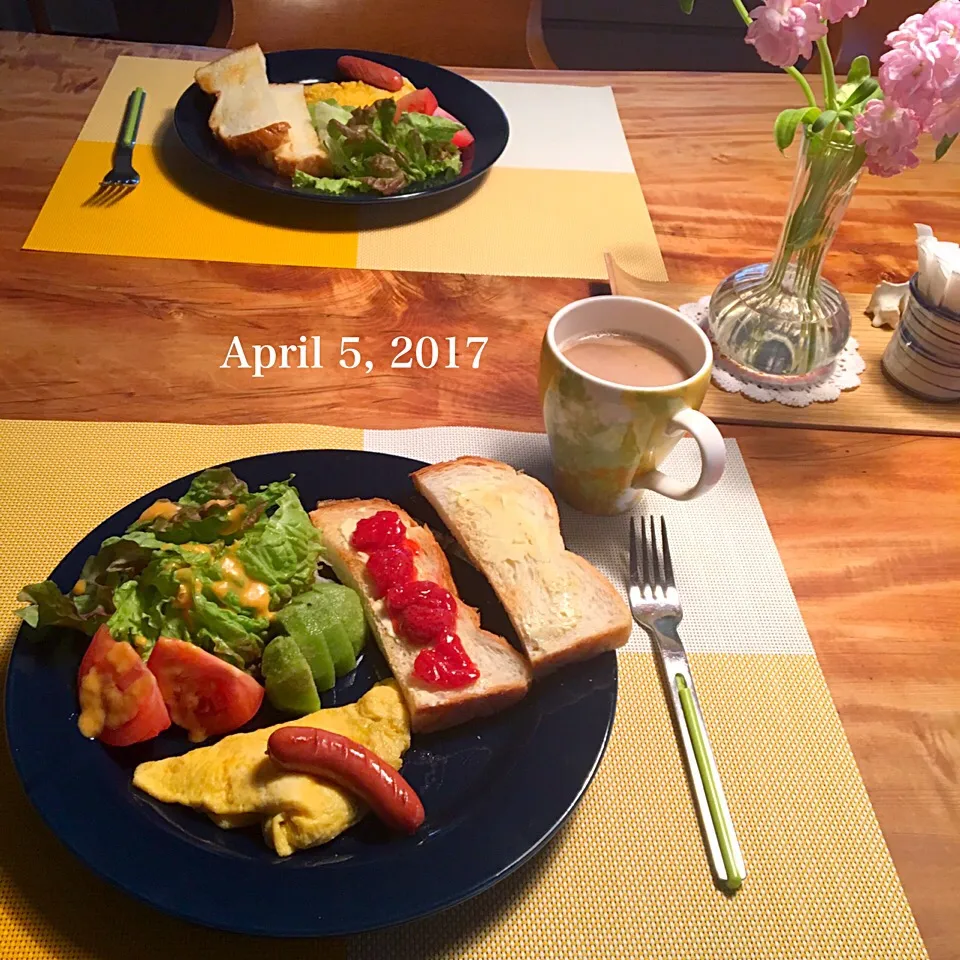 Snapdishの料理写真:朝ごはん 2017・4・5|ローゼルさん