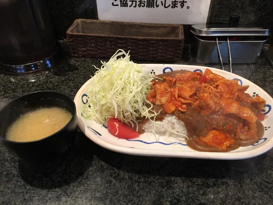 Snapdishの料理写真:今週のおすすめポークサルサカレー870円|PegaOさん