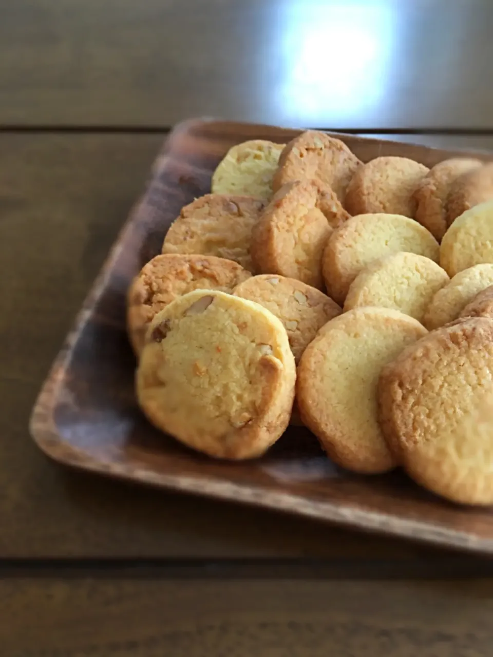 Snapdishの料理写真:胡桃&キャラメルチョコチップとココナッツのクッキー🍪|Riho(ت)♪さん