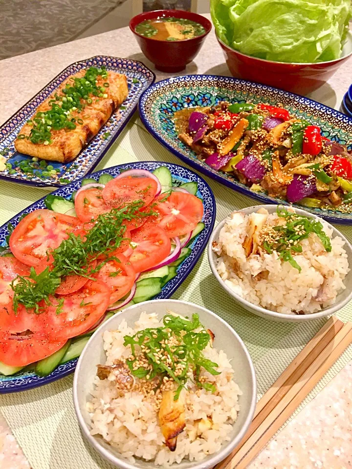 鯛の切り身で鯛めし🍚
豚の味噌漬け野菜炒めをレタス包み😋❤|Mayumiさん