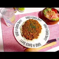 【キーマカレー🍛】 【生ハムサラダ🥗】|まこさん