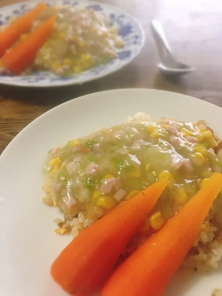 休日のお昼ご飯
・あんかけチャーハン|akiさん