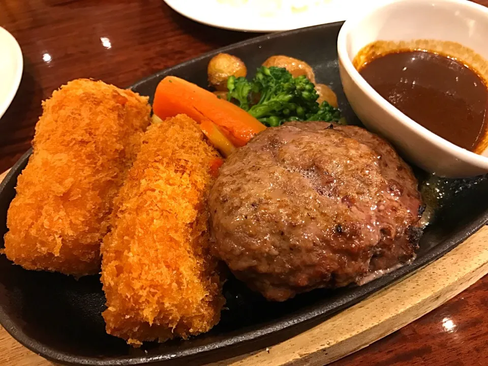 かもめ食堂 カニクリームコロッケセット|inokocafeさん