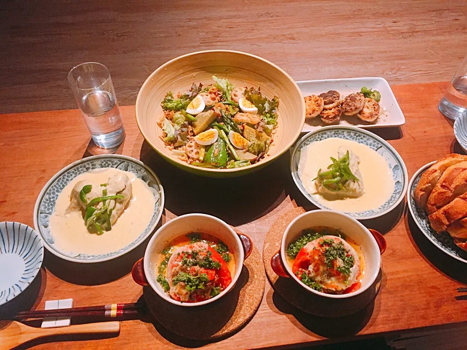 Snapdishの料理写真:ある日の夜ご飯🍽✨
北欧風 クリームシチューちょいカレー味|まこ飯😊さん